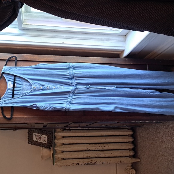 Knox Rose Pants - Knox Rose woman's size med light wash drawstring waist blue jean romper